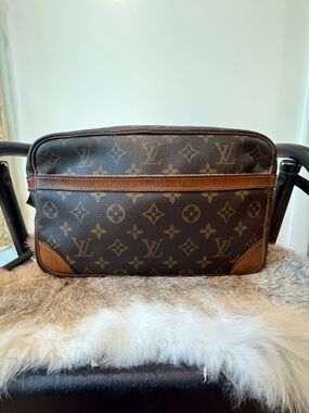 Louis Vuitton Monogram Canvas Toiletry Pouch in Brown
